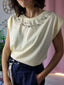 T-shirt Perla – Basic Chic con Sfere Decorative