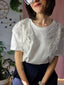 T-shirt Pearl Glow – Il basic che illumina il look